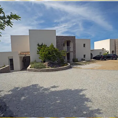 Roc E Mare LʼÎle-Rousse