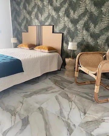 Apartment Roc E Mare